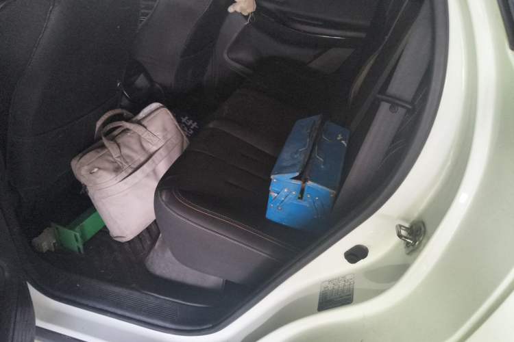 Used CHANGAN OSHAN X7 2020 1.5T Automatic Elite Edition Left Rear Seat