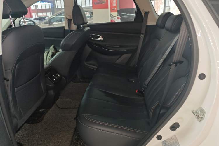 Used CHANGAN OSHAN X7 2020 1.5T Automatic Pilot Edition Left Rear Seat