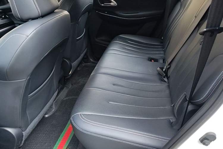 Used CHANGAN OSHAN X7 2020 1.5T Automatic Flagship Edition Left Rear Seat
