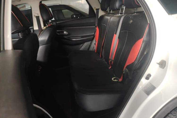 Used CHANGAN OSHAN X7 2020 1.5T Manual Luxury Version Left Rear Seat