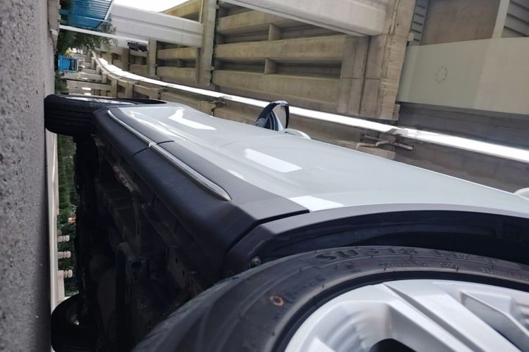 Used CHANGAN OSHAN X7 2020 1.5T Manual Elite Edition Left Side Sill