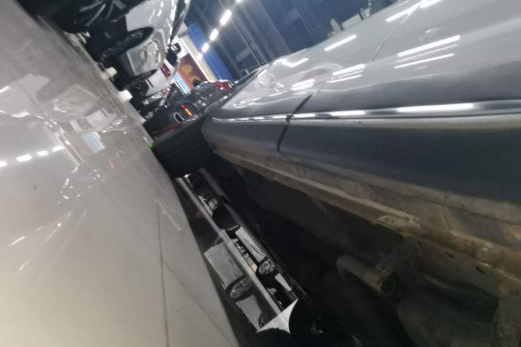 Used CHANGAN OSHAN X7 2020 1.5T Automatic Luxury Version Left Side Sill