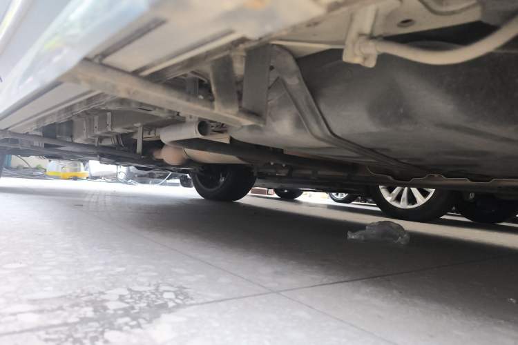 Used CHANGAN OSHAN X7 2020 1.5T Automatic Parking with Facial Recognition – Spacey & Carefree Edition Left Side Sill