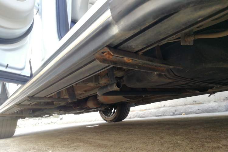 Used CHANGAN OSHAN X7 2020 1.5T Automatic Flagship Edition Left Side Sill