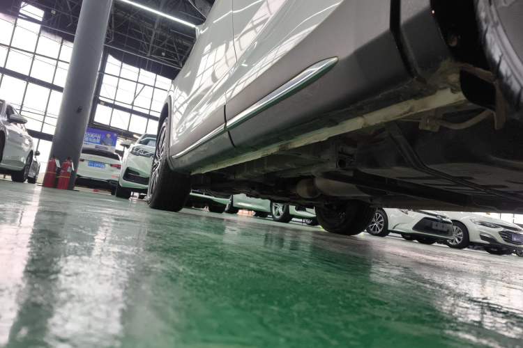 Used CHANGAN OSHAN X7 2020 1.5T Automatic Prestige Edition Left Side Sill