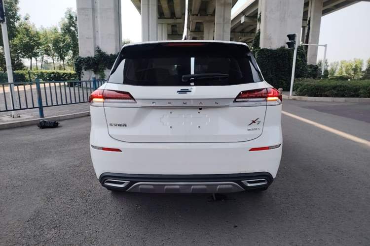 Used CHANGAN OSHAN X7 2020 1.5T Manual Elite Edition Rear