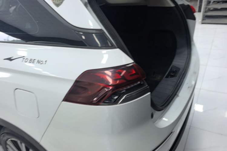 Used CHANGAN OSHAN X7 2020 1.5T Automatic Luxury Version Rear Left 45 Deg
