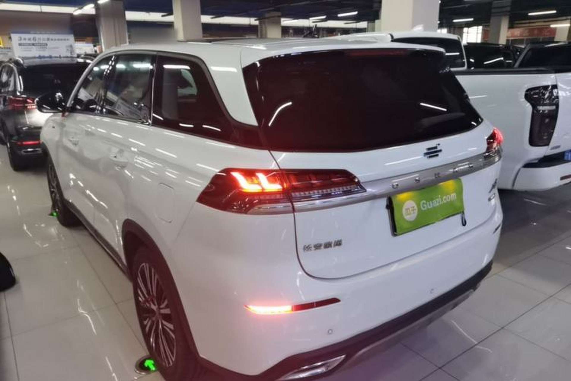 Used CHANGAN OSHAN X7 2020 1.5T Automatic Luxury Version Rear Left 45 Deg