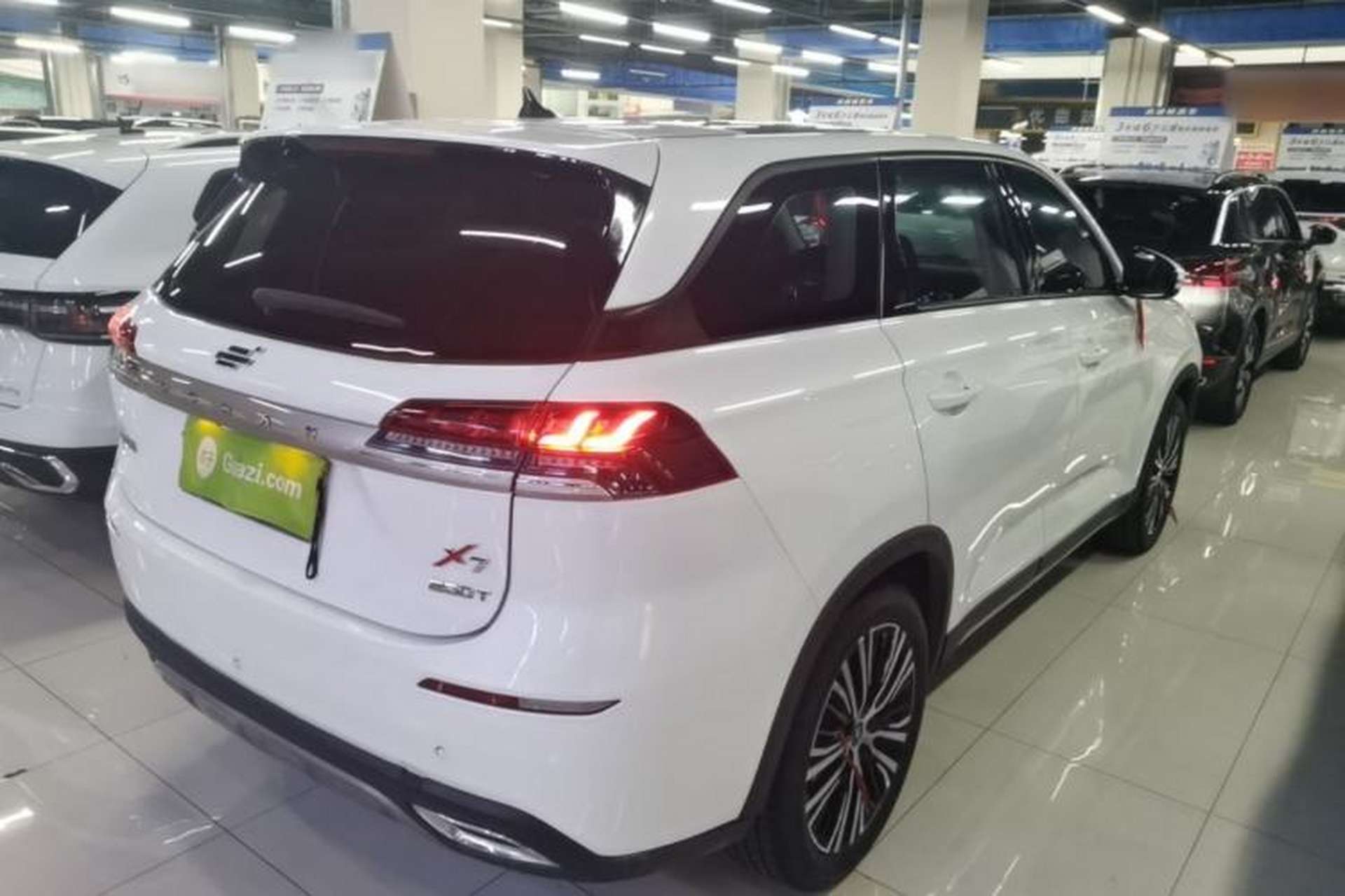 Used CHANGAN OSHAN X7 2020 1.5T Automatic Luxury Version Rear Right 45 Deg