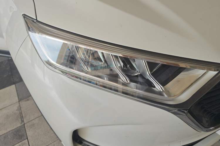 Used CHANGAN OSHAN X7 2020 1.5T Automatic Prestige Edition Right Front Headlight