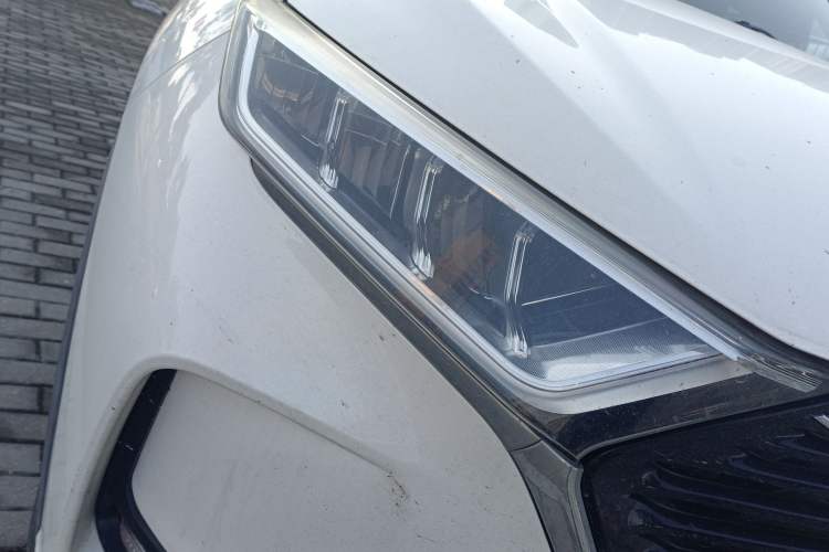 Used CHANGAN OSHAN X7 2020 1.5T Automatic Luxury Version Right Front Headlight