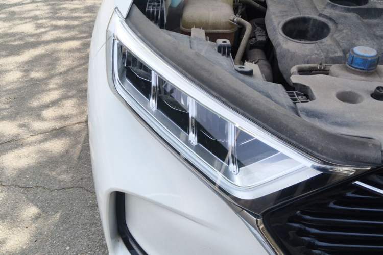 Used CHANGAN OSHAN X7 2020 1.5T Automatic Luxury Version Right Front Headlight
