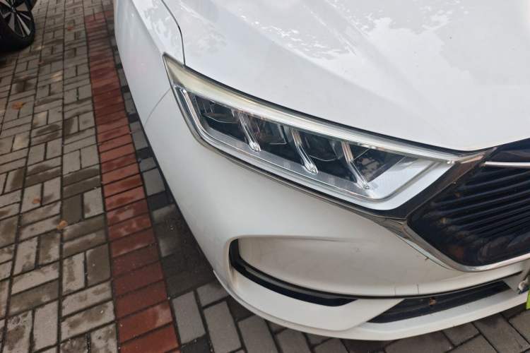 Used CHANGAN OSHAN X7 2020 1.5T Manual Luxury Version Right Front Headlight