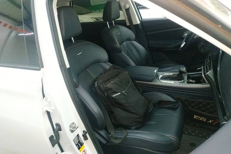 Used CHANGAN OSHAN X7 2020 1.5T Automatic Flagship Edition Right Front Seat