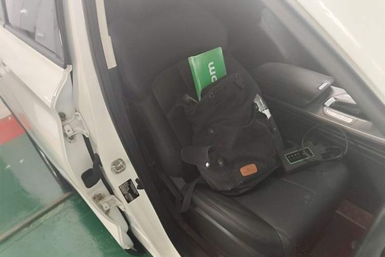 Used CHANGAN OSHAN X7 2020 1.5T Automatic Elite Edition Right Front Seat