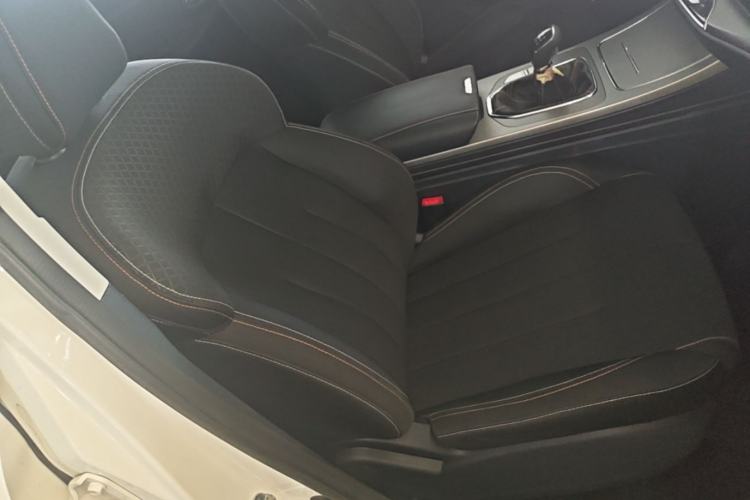 Used CHANGAN OSHAN X7 2020 1.5T Manual Elite Edition Right Front Seat