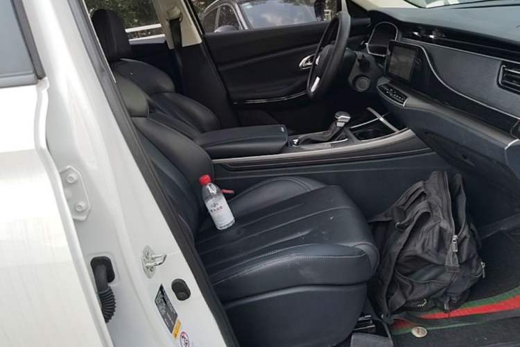Used CHANGAN OSHAN X7 2020 1.5T Automatic Flagship Edition Right Front Seat