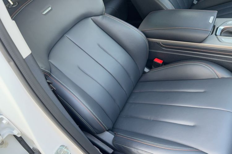 Used CHANGAN OSHAN X7 2020 1.5T Automatic Luxury Version Right Front Seat