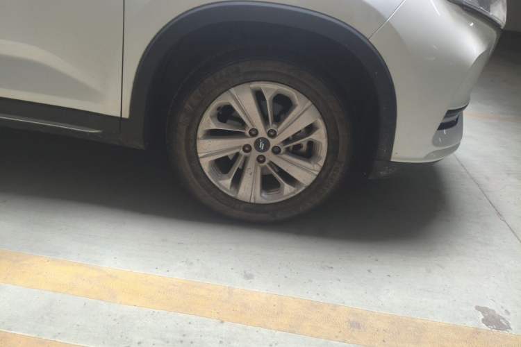 Used CHANGAN OSHAN X7 2020 1.5T Manual Elite Edition Right Front Wheel Hub