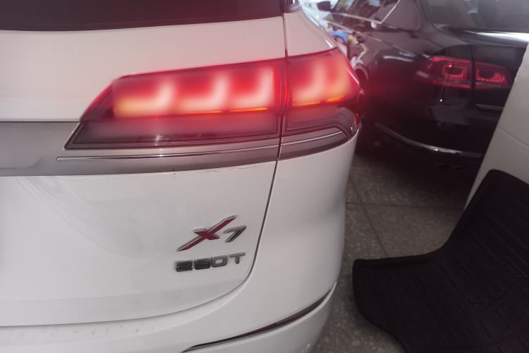 Used CHANGAN OSHAN X7 2020 1.5T Automatic Parking with Facial Recognition – Spacey & Carefree Edition Right Rear Taillight