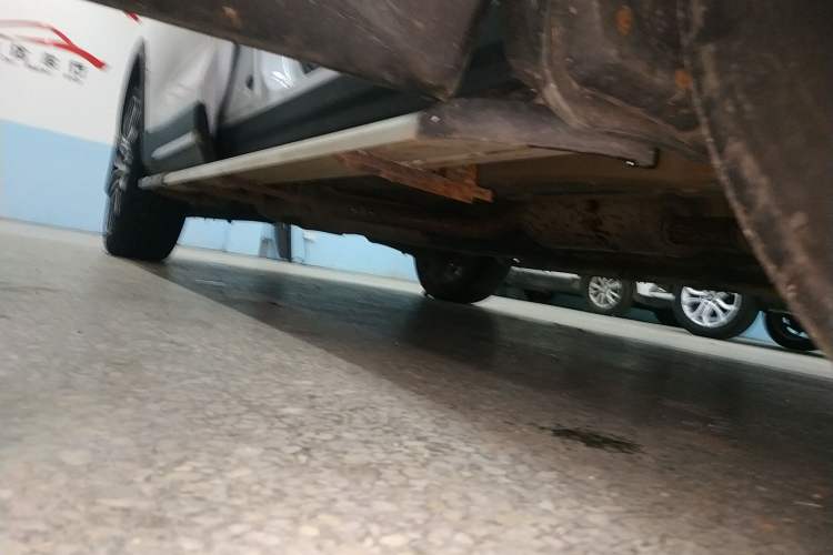 Used CHANGAN OSHAN X7 2020 1.5T Automatic Flagship Edition Right Side Sill