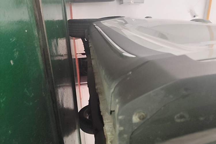 Used CHANGAN OSHAN X7 2020 1.5T Automatic Elite Edition Right Side Sill
