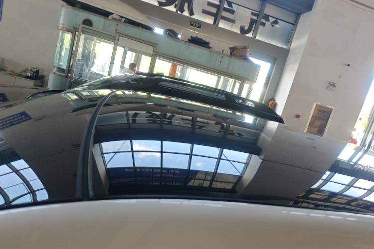 Used CHANGAN OSHAN X7 2020 1.5T Manual Luxury Version Roof