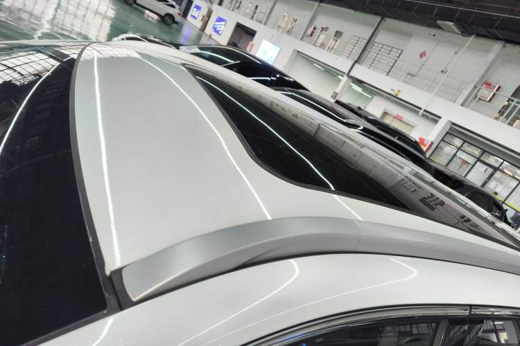 Used CHANGAN OSHAN X7 2020 1.5T Automatic Prestige Edition Roof