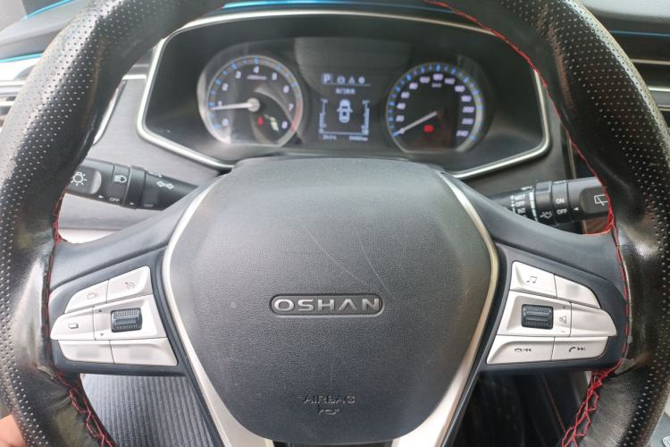 Used CHANGAN OSHAN X7 2020 1.5T Automatic Prestige Edition Steering Wheel
