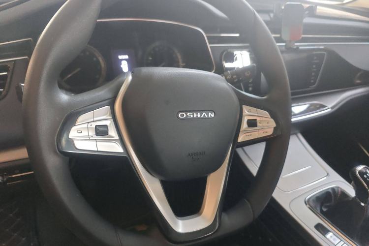 Used CHANGAN OSHAN X7 2020 1.5T Manual Luxury Version Steering Wheel