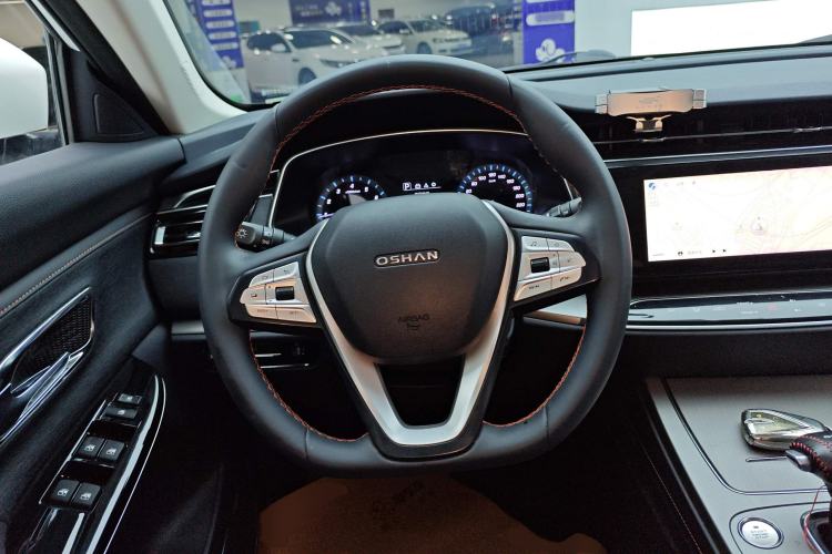 Used CHANGAN OSHAN X7 2020 1.5T Automatic Luxury Model Steering Wheel