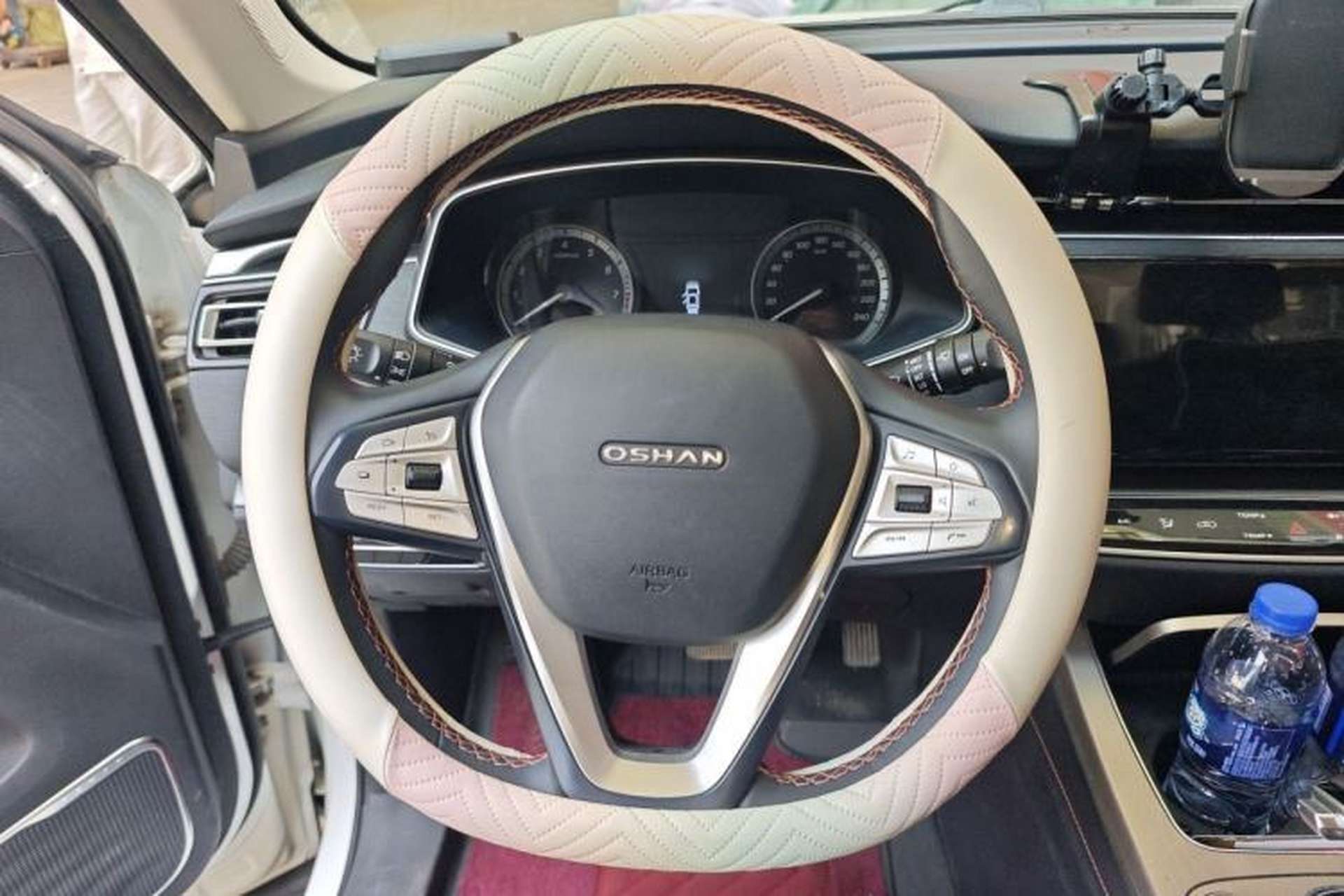 Used CHANGAN OSHAN X7 2020 1.5T Automatic Prestige Edition Steering Wheel