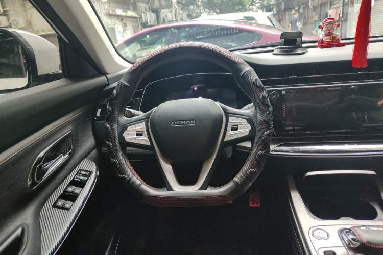 Used CHANGAN OSHAN X7 2020 1.5T Automatic Flagship Edition Steering Wheel