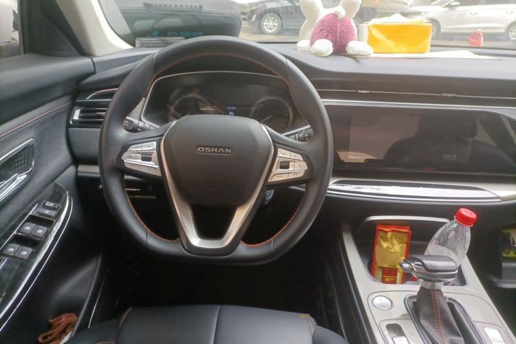 Used CHANGAN OSHAN X7 2020 1.5T Automatic Luxury Model Steering Wheel