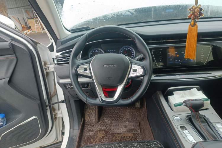 Used CHANGAN OSHAN X7 2020 1.5T Automatic Luxury Version Steering Wheel