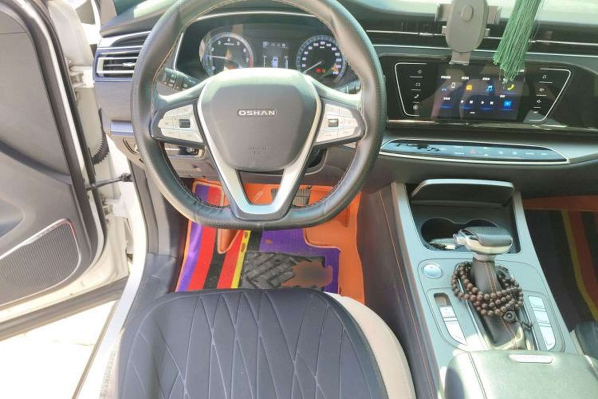 Used CHANGAN OSHAN X7 2020 1.5T Automatic Luxury Version Steering Wheel