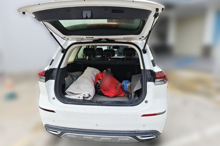 Used CHANGAN OSHAN X7 2020 1.5T Manual Luxury Version Trunk