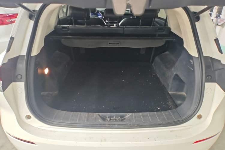 Used CHANGAN OSHAN X7 2020 1.5T Automatic Luxury Model Trunk