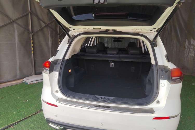 Used CHANGAN OSHAN X7 2020 1.5T Automatic Flagship Edition Trunk