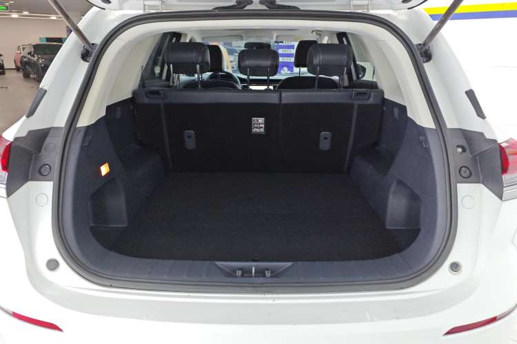 Used CHANGAN OSHAN X7 2020 1.5T Automatic Luxury Model Trunk