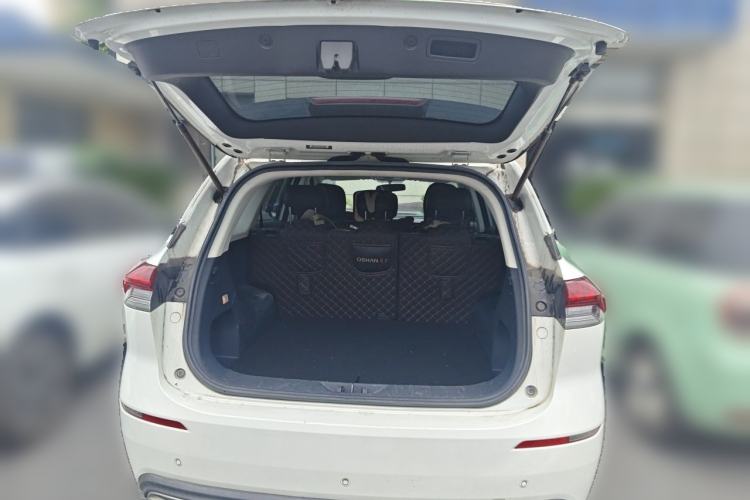 Used CHANGAN OSHAN X7 2020 1.5T Automatic Luxury Version Trunk