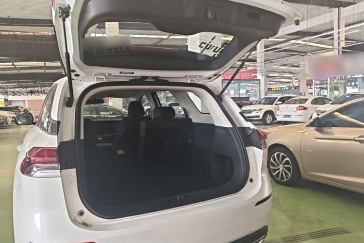 Used CHANGAN OSHAN X7 2020 1.5T Manual Elite Edition Trunk