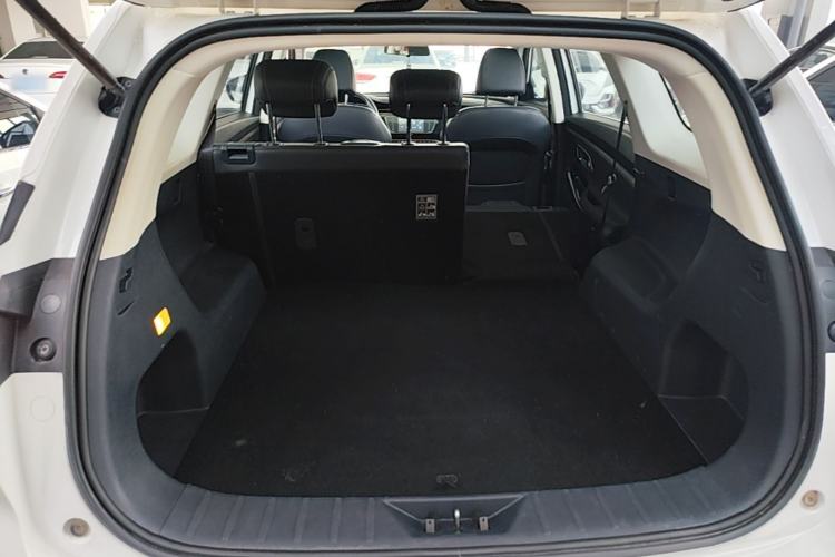 Used CHANGAN OSHAN X7 2020 1.5T Automatic Luxury Version Trunk