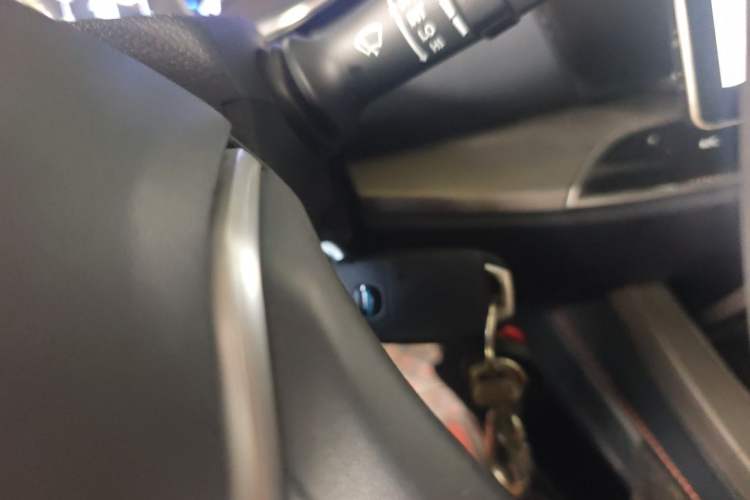 Used CHANGAN OSHAN X7 2020 1.5T Manual Elite Edition Vehicle Key