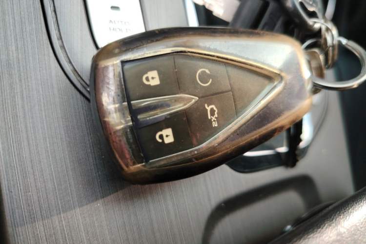 Used CHANGAN OSHAN X7 2020 1.5T Automatic Luxury Model Vehicle Key
