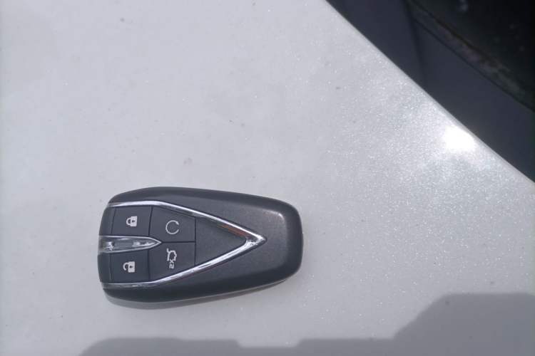 Used CHANGAN OSHAN X7 2020 1.5T Automatic Luxury Model Vehicle Key