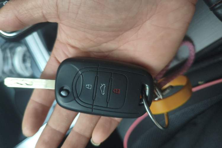 Used CHANGAN OSHAN X7 2020 1.5T Manual Elite Edition Vehicle Key