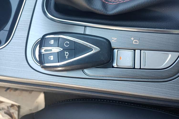 Used CHANGAN OSHAN X7 2020 1.5T Automatic Prestige Edition Vehicle Key