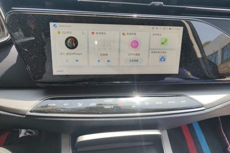 Used CHANGAN OSHAN X7 2021 1.5T Automatic Luxury Model Audio And AC Panel