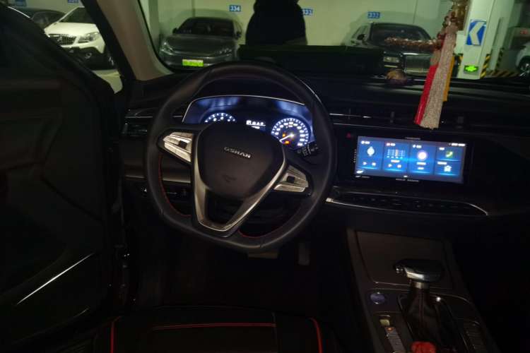 Used CHANGAN OSHAN X7 2021 1.5T Automatic Luxury Version Center Console